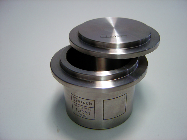 20mm Diameter Retsch 05.368.0033 Hardened Steel Grinding Ball for PM 100/PM 200/PM 400 Planetary Ball Mill