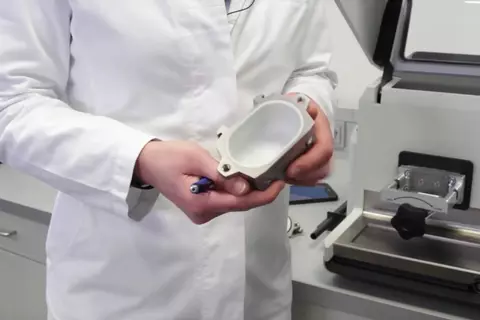 MM 500 Mixer Mill - Operation Video