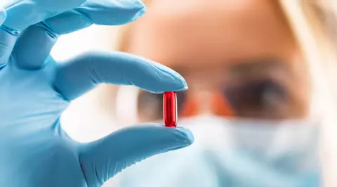 Precise milling and sieving technologies for pharmaceutical applications